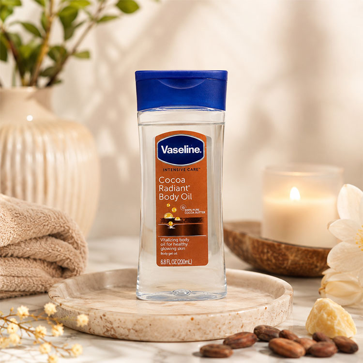 روغن بدن آبرسان و نرم کننده پوست کاکائو Cocoa Radiant وازلین 200 میل