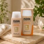 ضد آفتاب رنگی مجیک لایت ایزدین فیوژن واتر SPF50 اصل 50 میل